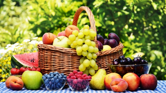 fresh-fruits-in-basket