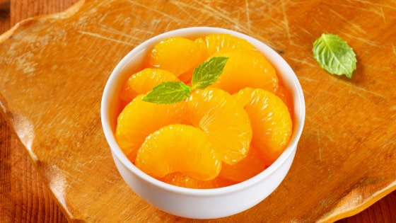 orange-segments-in-bowl