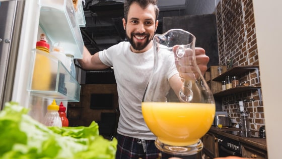 store-leftover-orange-juice-in-the-fridge